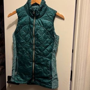 Lululemon running vest